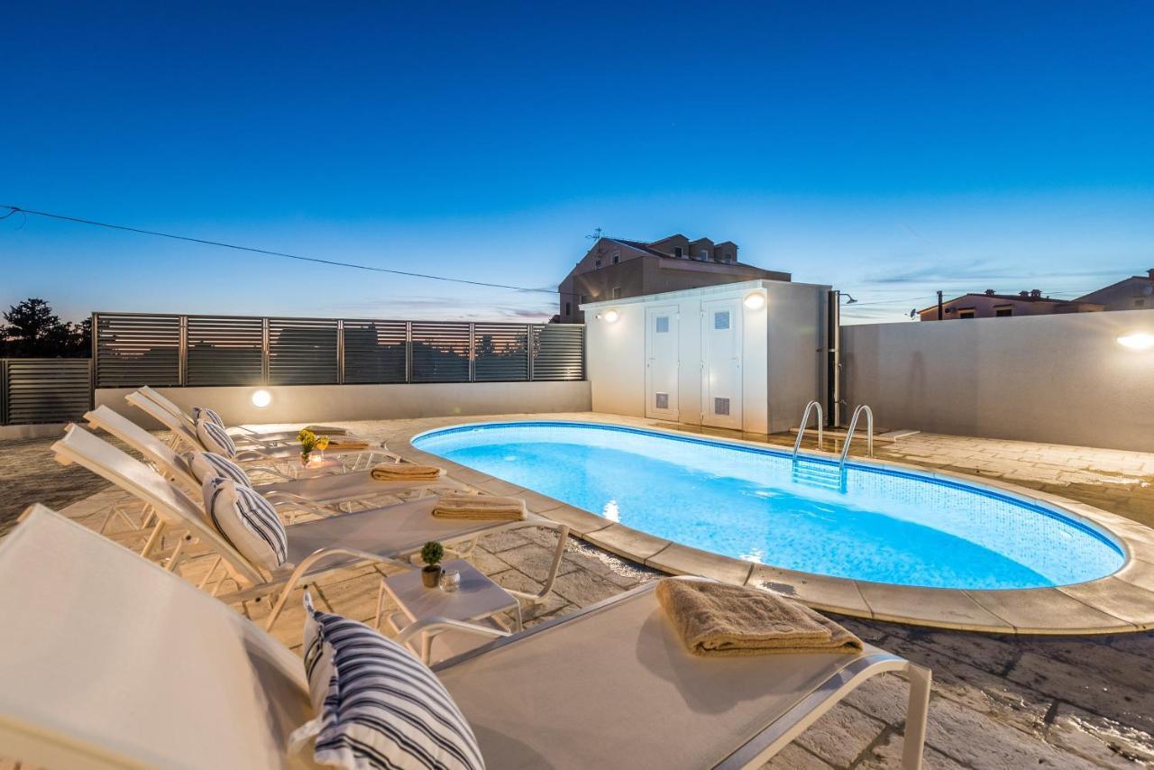 Villa Lena Luxury Apartments Novalja Dış mekan fotoğraf