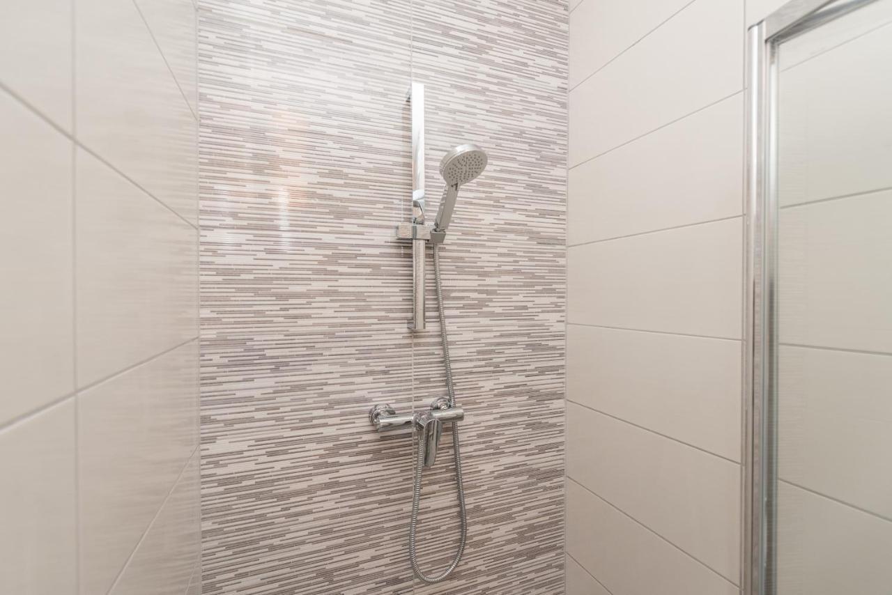 Villa Lena Luxury Apartments Novalja Dış mekan fotoğraf
