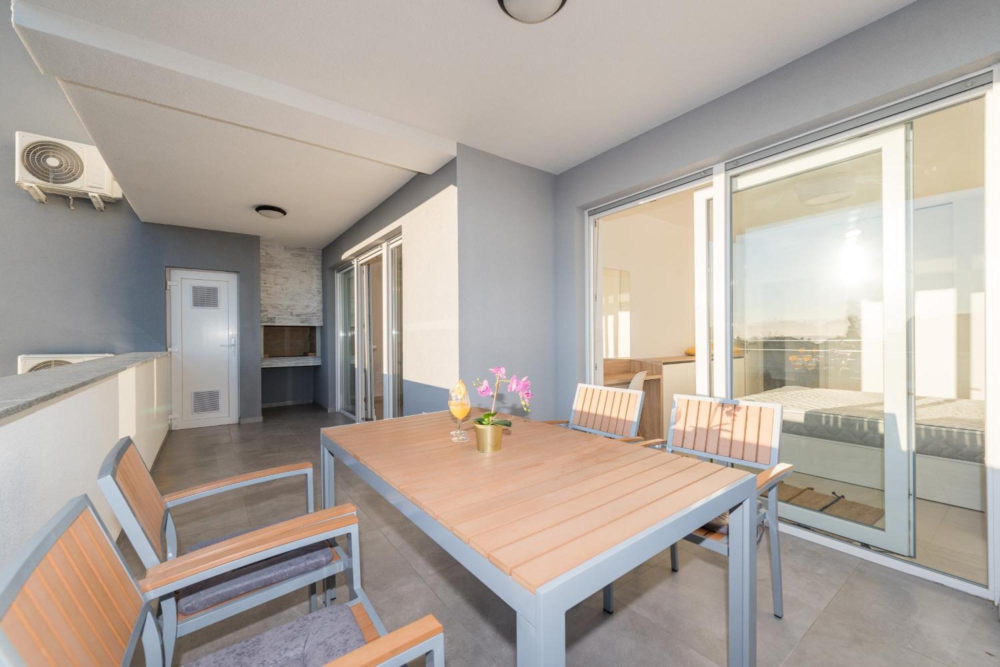 Villa Lena Luxury Apartments Novalja Oda fotoğraf