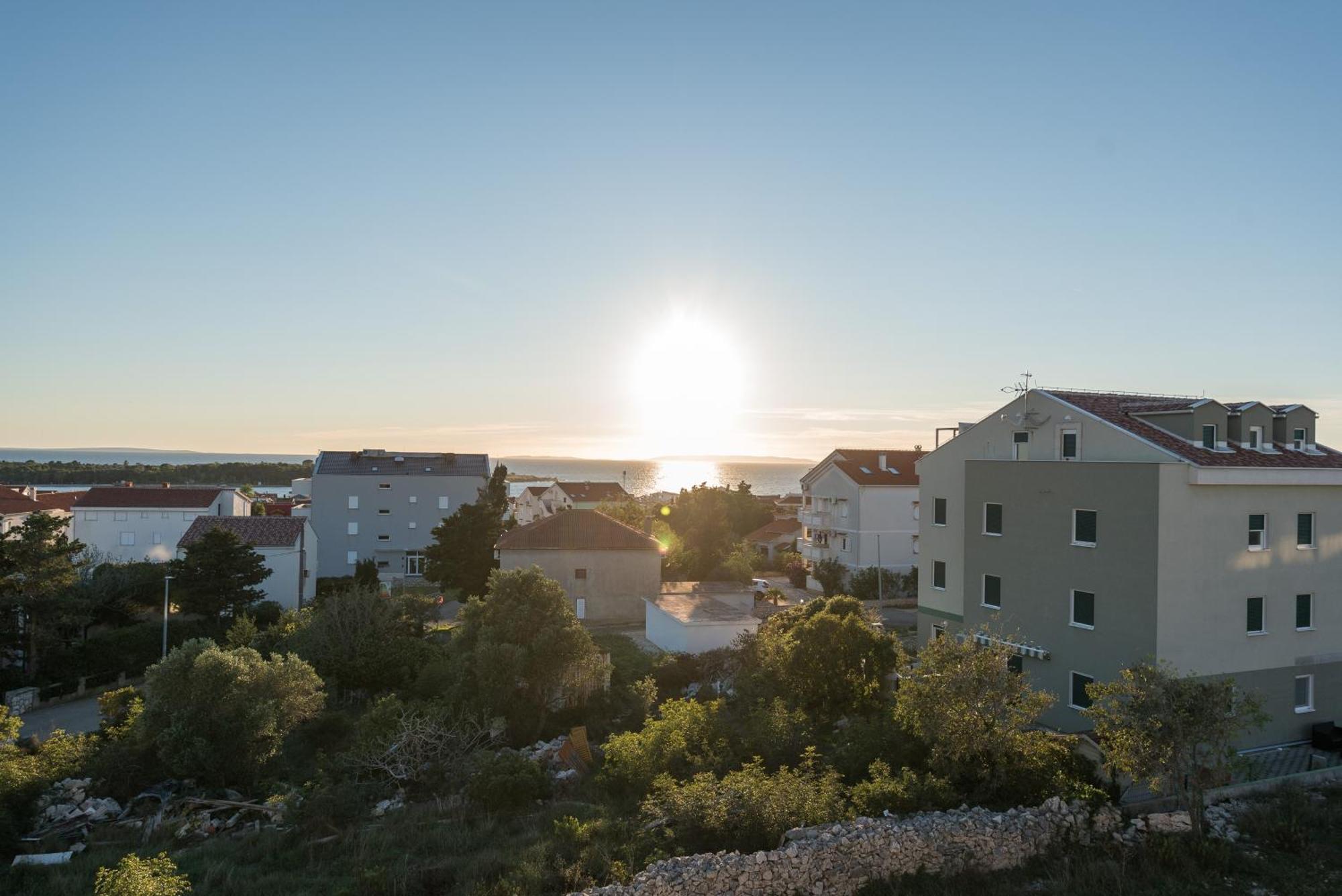 Villa Lena Luxury Apartments Novalja Oda fotoğraf